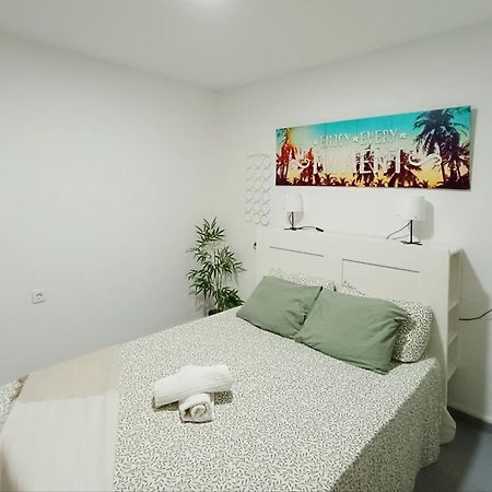 Rentenerife El Medano Beach Life Exterior photo